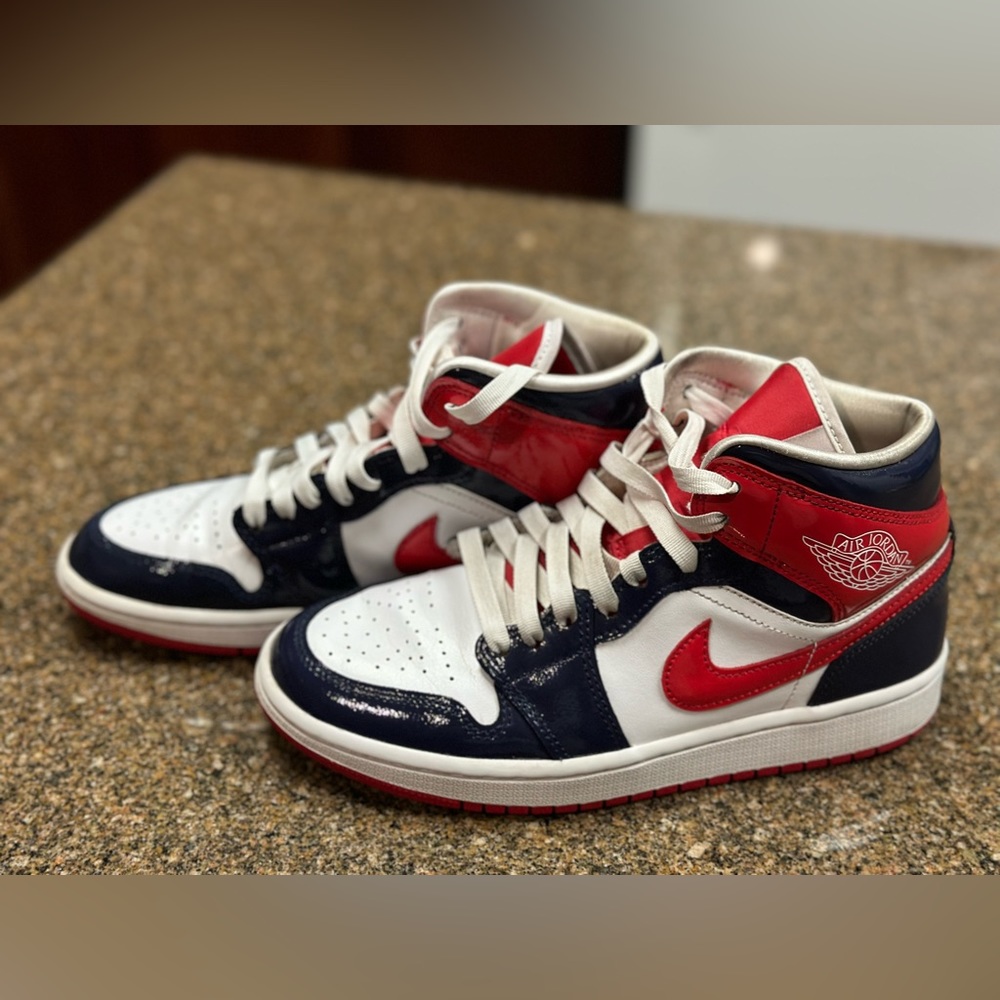 Nike Air Jordan 1